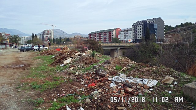 Sanirano neuređeno odlagalište otpada na obali Morače