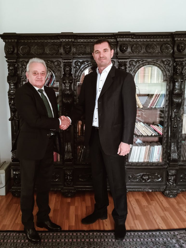 Ambasador Republike Makedonije  posjetio JU Muzeji i galerije Podgorice