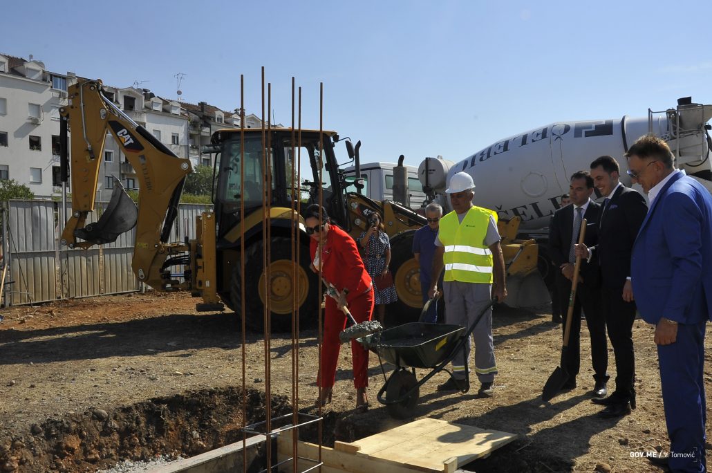 Govor gradonačelnika Podgorice na polaganju kamena temeljca za izgradnju zgrade za potrebe zaposlenih u organima susdske vlasti