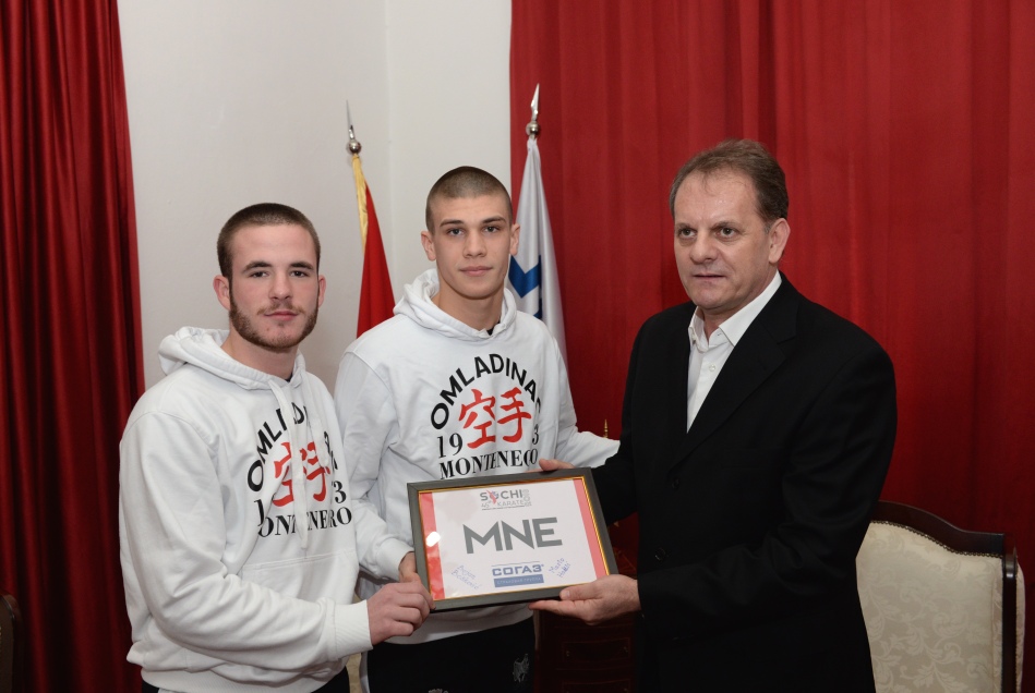 Karatisti Omladinca se osvajanjem medalja odužili gradu za podršku