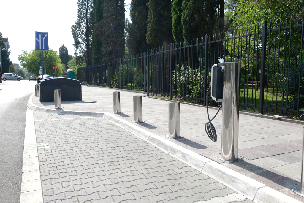 Vuka Karadžića Street got a charging point for electric cars