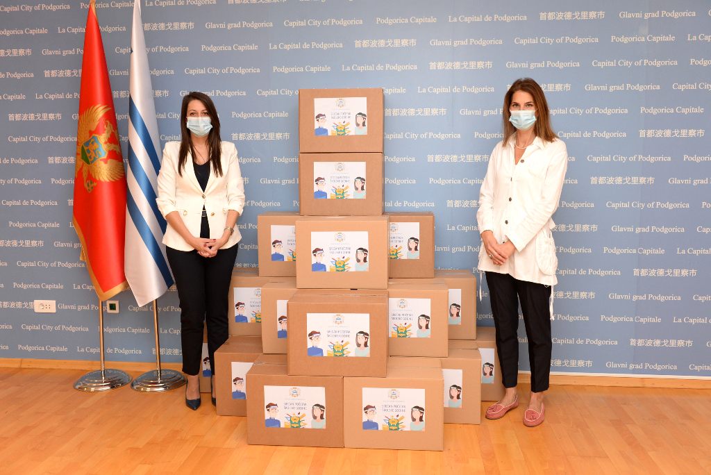 The Capital donated protective visors for the needs of educational institutions in Podgorica
