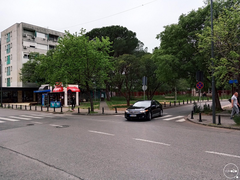 Uređenje  lokacije u neposrednoj blizini OŠ „Maksim Gorki“