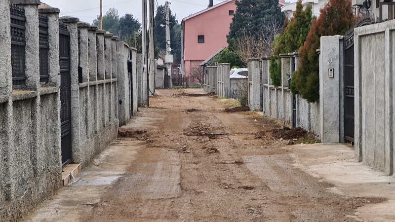 NOVA KANALIZACIONA MREŽA U LOVĆENSKOJ I DIJELU ULICE VUKOSAVA BOŽOVIĆA