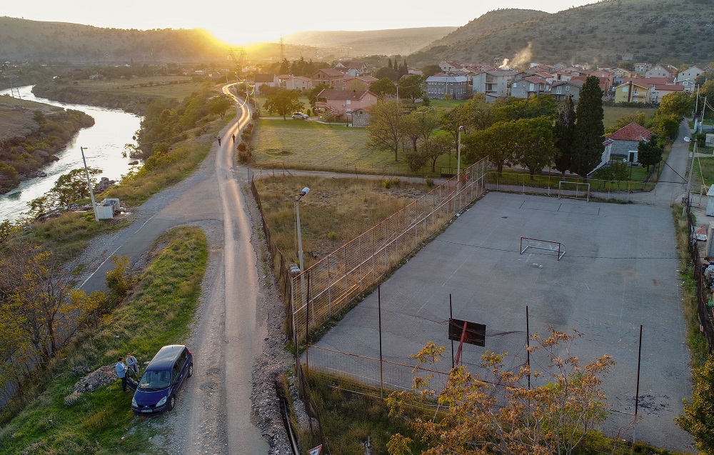 Teren za fudbal Rogami