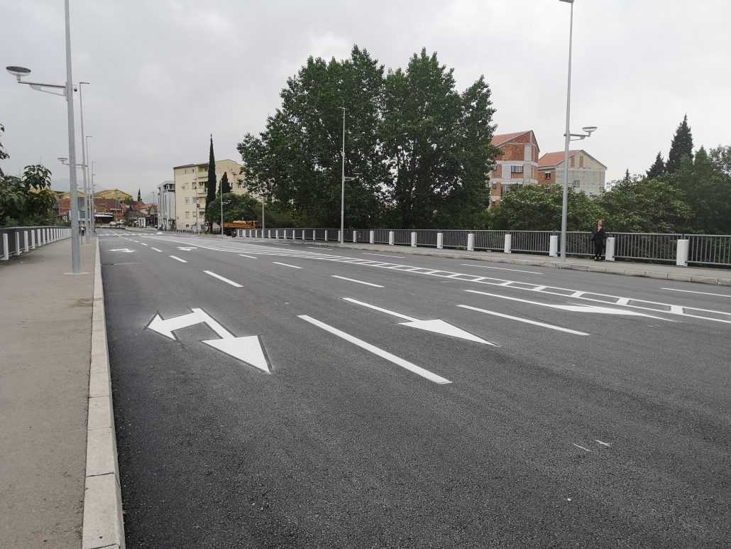 Ulica V Proleterske brigade i Novi most na Ribnici