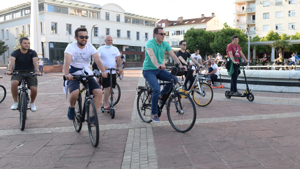Biciklisti osvojili ulice Podgorice