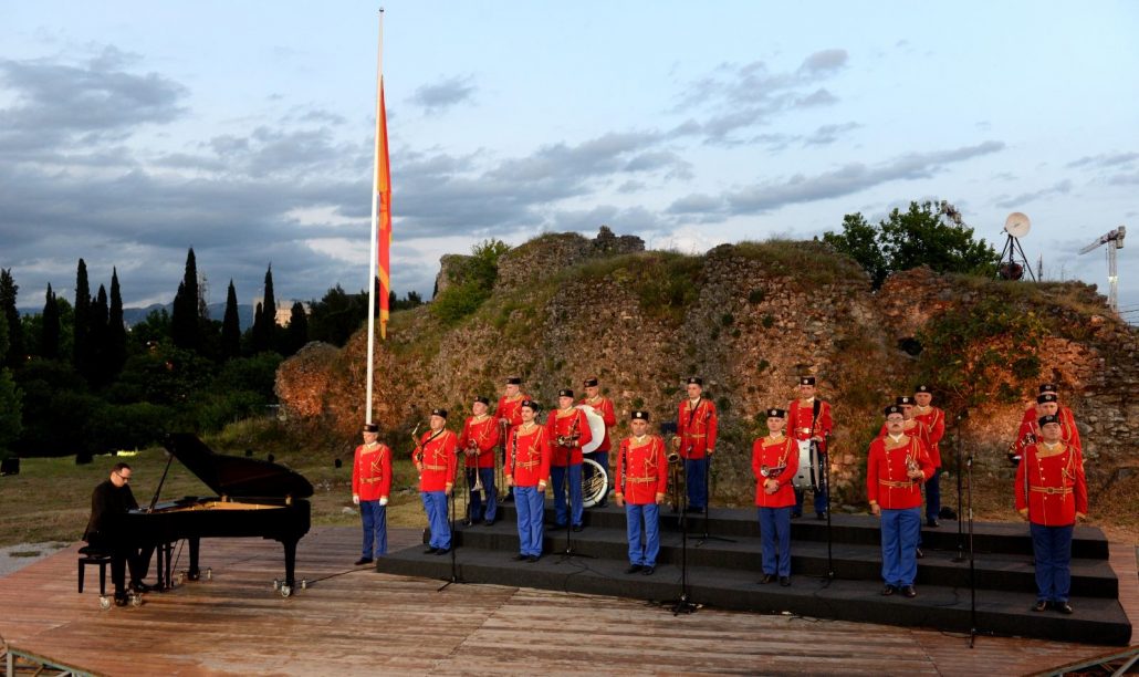 Glavni grad proslavio četrnaestu godišnjicu usvajanja Deklaracije o nezavisnosti Crne Gore