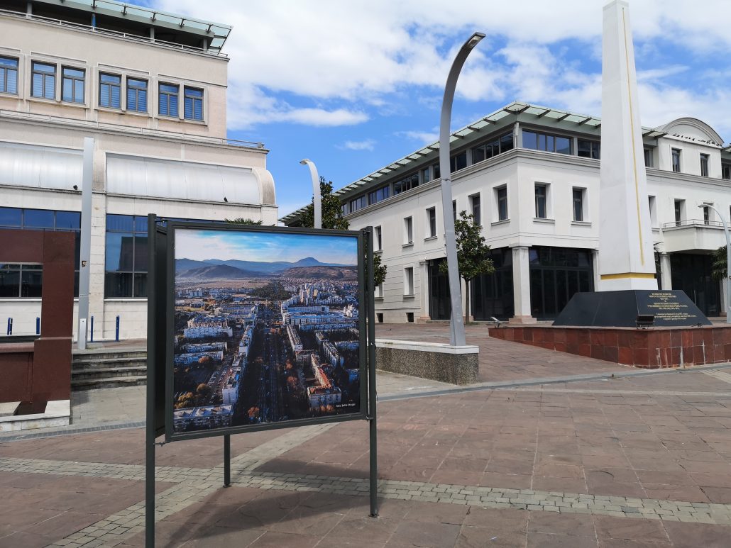 U čast 21.maja izložba fotografija na Trgu nezavisnosti