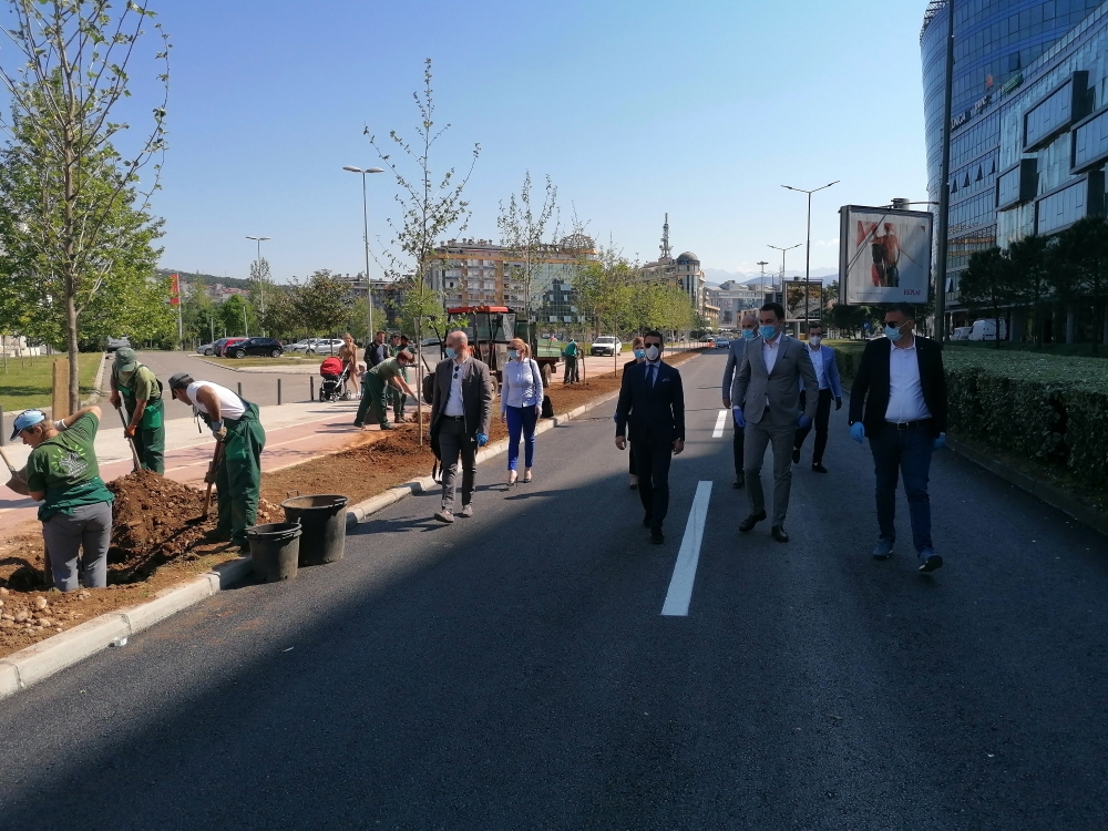 Vuković: Dio Cetinjskog puta koji predstavlja jednu od najvažnijih i najreprezentativnijih saobraćajnica u glavnom gradu dobio novo ruho