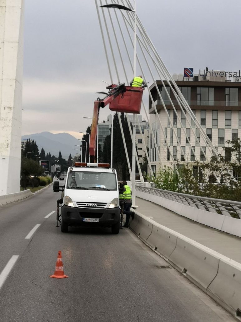 U toku rekonstrukcija javne rasvjete na podgoričkim mostovima