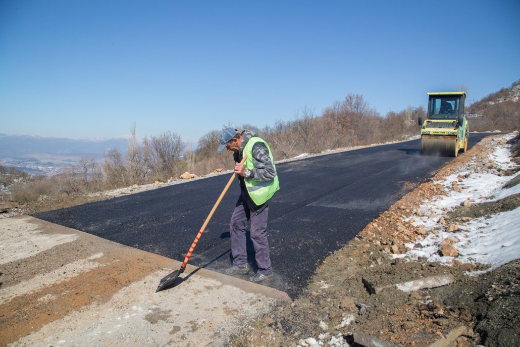 Uskoro novi asfalt na putnom pravcu Zatrijebač-Fundina