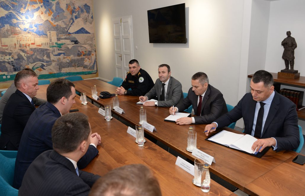 Glavni grad i Uprava policije: Intenziviranje saradnje u cilju veće bezbjednosti i podizanja nivoa komunalnog reda u Podgorici