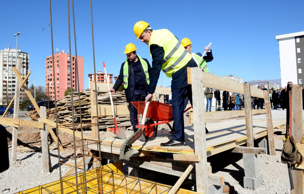 Počela izgradnja stambenog objekta za zaposlene u gradskim preduzećima