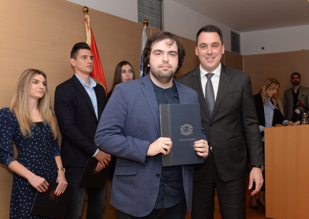Glavni grad nagradio 29 najboljih studenata Podgorice