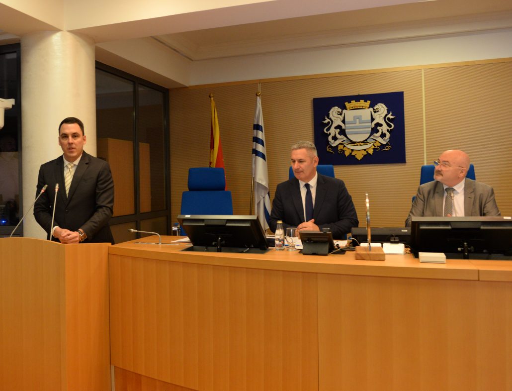 Održana prva posebna sjednica Skupštine Glavnog grada Podgorica posvećena postavljanju i davanju odgovora na odbornička pitanja: Gradskoj upravi pristiglo 49 pitanja