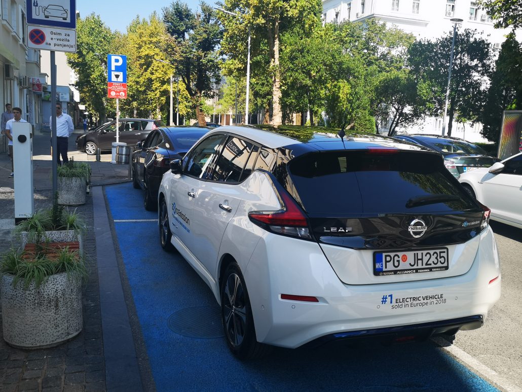 Podgorica dobila prvu javnu punionicu za električne automobile