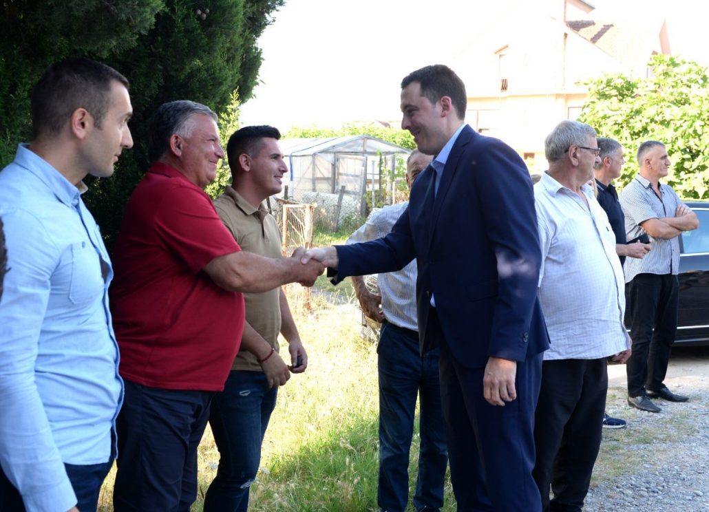 Gradonačelnik Vuković obišao infrastrukturne projekte u Zeti: Počinje gradnja vodovoda u Berislavcima, završeni srednja stručna škola i dnevni centar