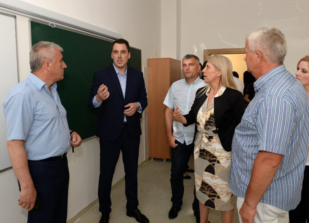 Gradonačelnik Vuković obišao infrastrukturne projekte u Zeti: Počinje gradnja vodovoda u Berislavcima, završeni srednja stručna škola i dnevni centar